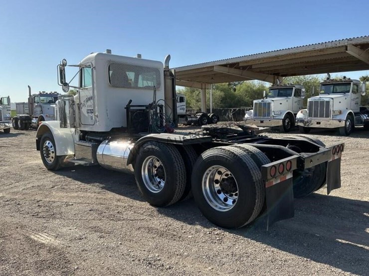 1998-peterbilt-379-image-6