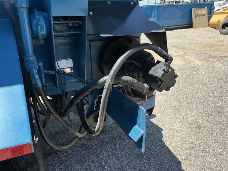 2010-versa-v-bottom-spreader-trailer-image-10