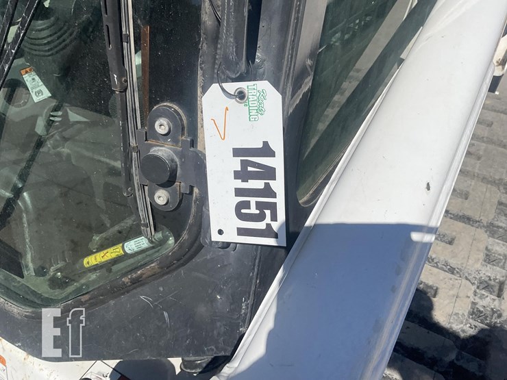 2023-bobcat-t770-image-23