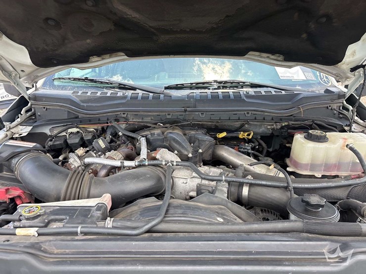 2017-ford-f550-image-10