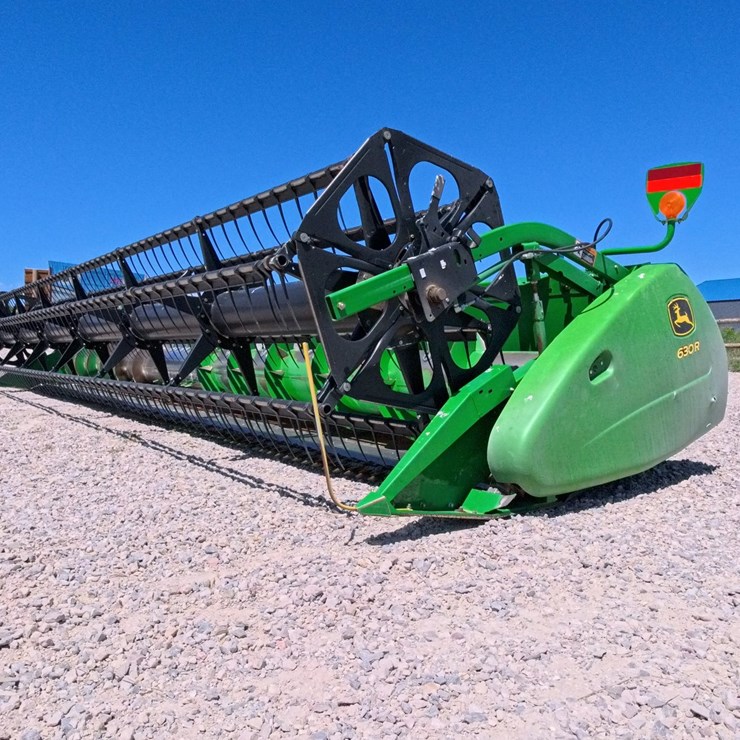 JOHN DEERE 630R