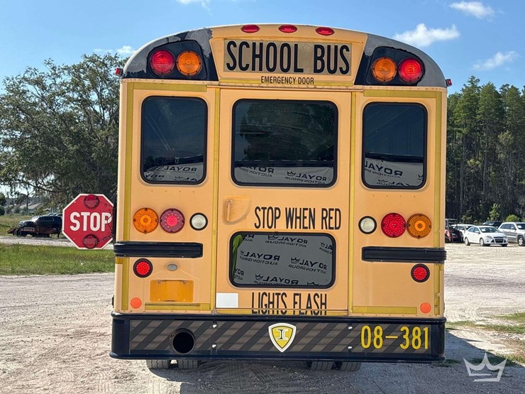 2009-ic-corporation-pb105-school-bus-image-26