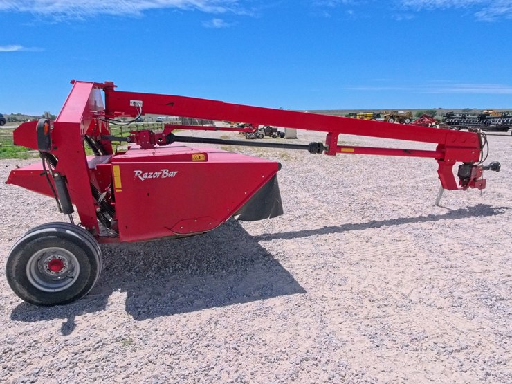 massey-ferguson-1383-image-4