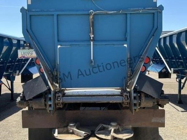 2010-versa-v-bottom-spreader-trailer-image-5