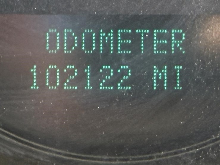 2012-chevrolet-silverado-2500-image-17