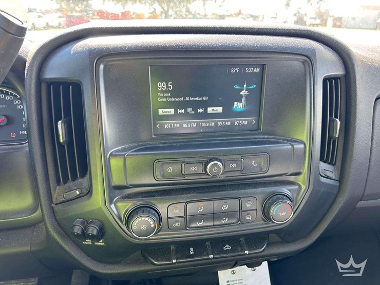 2019-chevrolet-silverado-1500-image-17