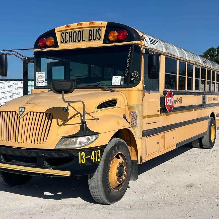 2013 IC Corporation PB105 School Bus