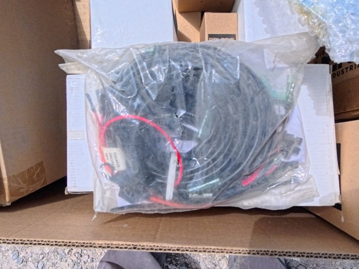 #2021-•-pallet-of-polaris-parts-image-5
