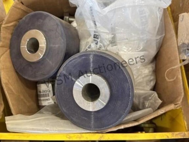 versa-spreader-trailer-suspension-and-bushing-image-12