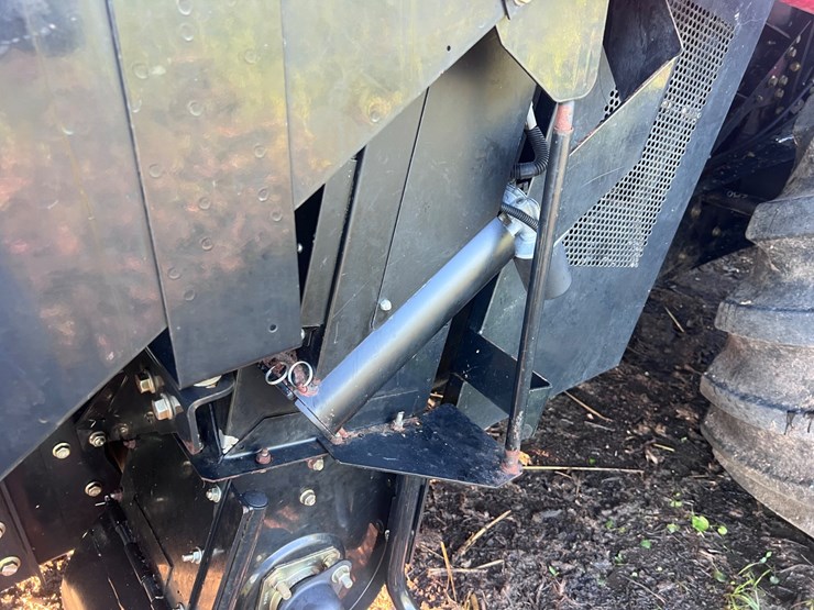 case-ih-5140-image-33