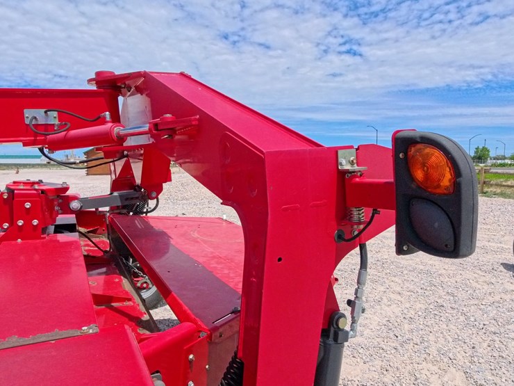 massey-ferguson-1383-image-30