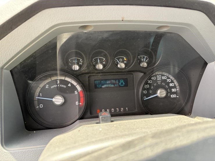 2011-ford-f450-image-16