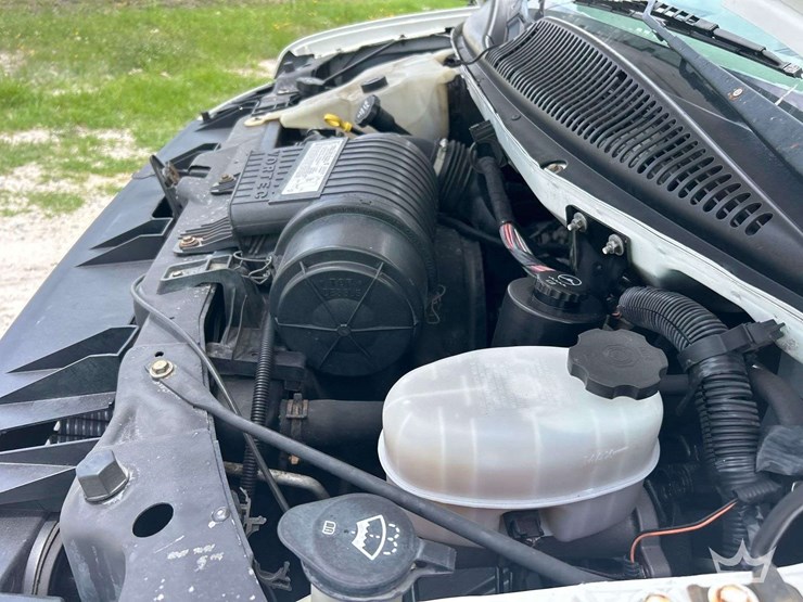 2006-chevrolet-express-knapheide-kuv-enclosed-service-van-image-9