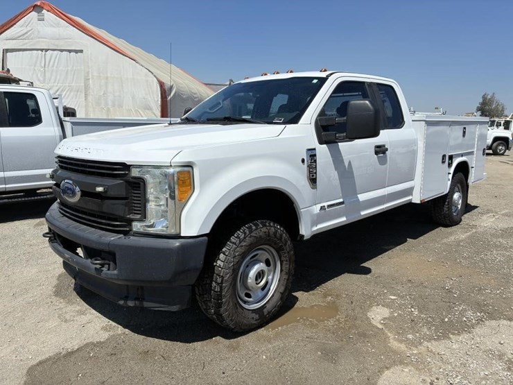 2017-ford-f350-image-1