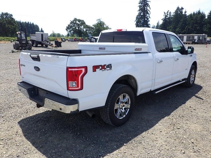 2016-ford-f150-xlt-image-5