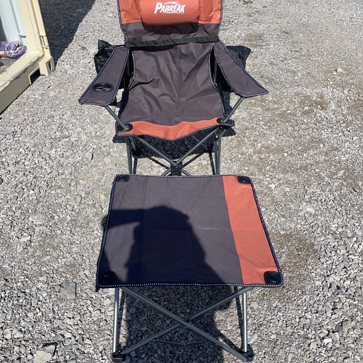 Collapsible camping chair