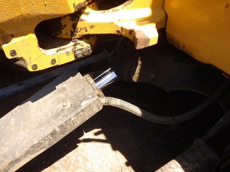 caterpillar-305e2-image-13