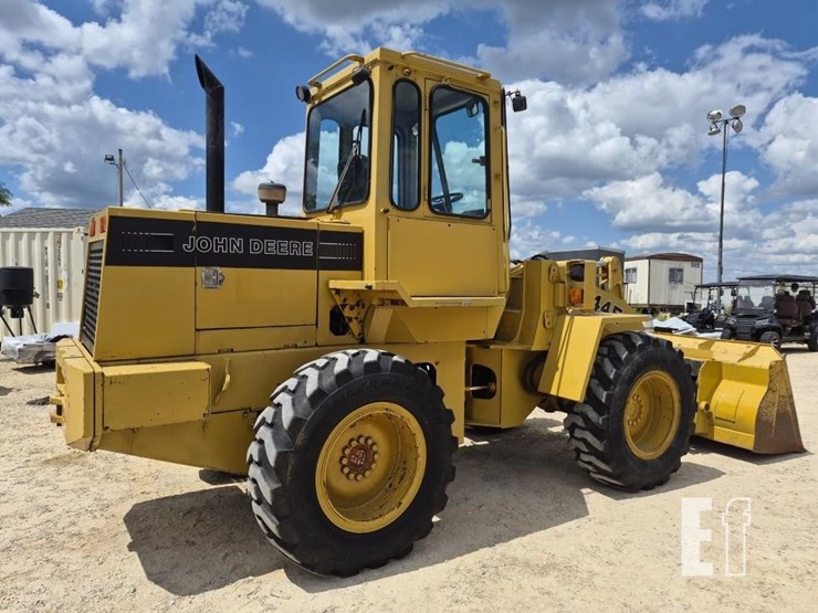 1989-deere-344e-image-7