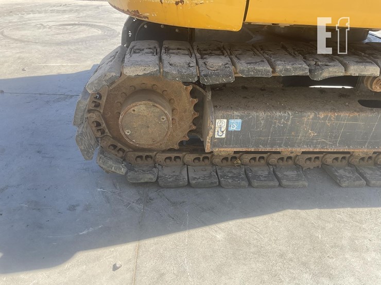 2022-deere-85g-image-10