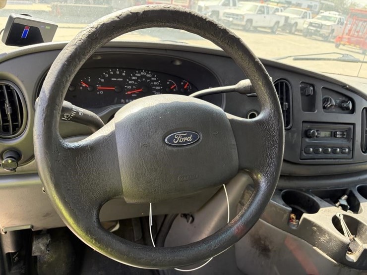 2006-ford-e350-sd-image-14