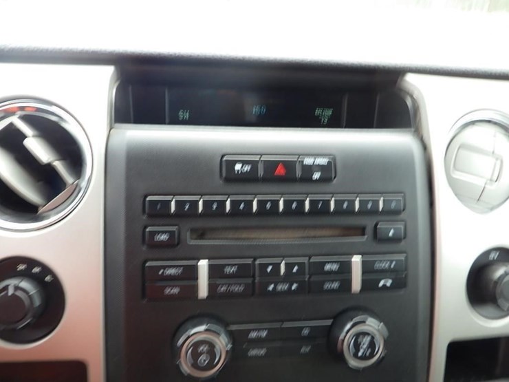 2011-ford-f150-image-30