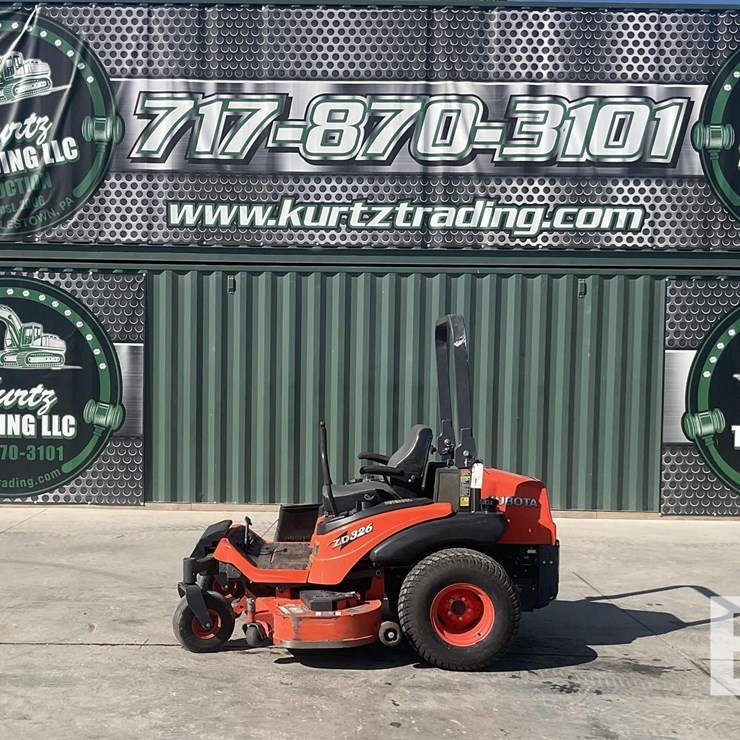 2010 KUBOTA ZD326