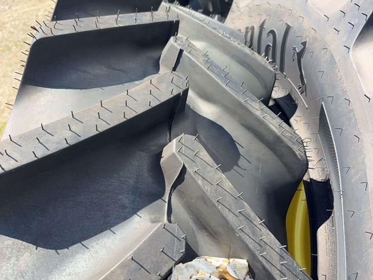 2-continental-380/85r34-front-tractor-fires,-new-image-7
