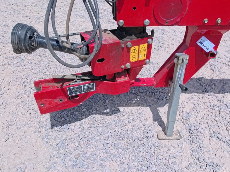 massey-ferguson-1383-image-12