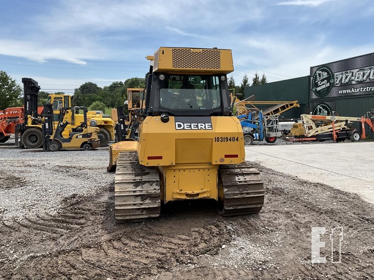 2021-deere-650k-lgp-image-3