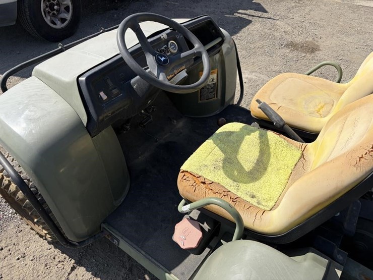 john-deere-gator-image-10