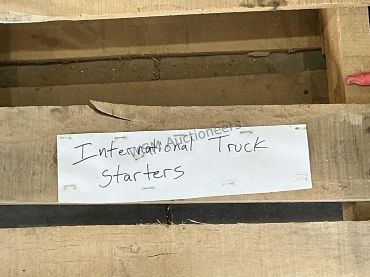 pallet-of-international-truck-starters-image-5