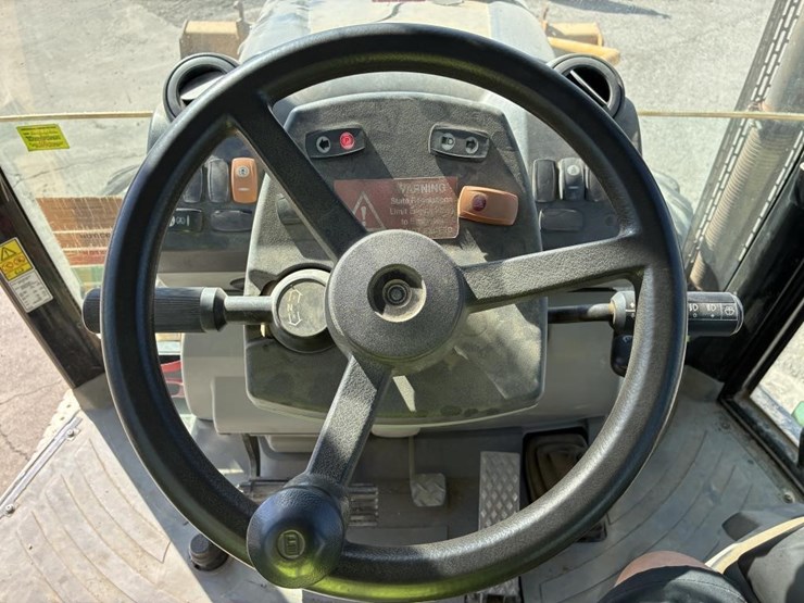 2014-caterpillar-430e-image-28