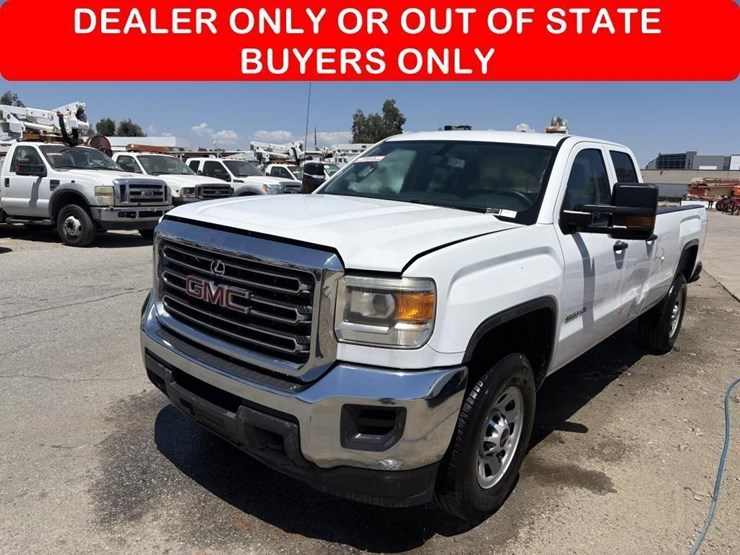 2015-gmc-sierra-3500-image-1