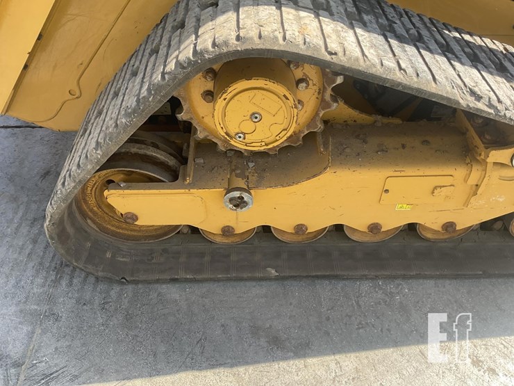 2023-caterpillar-289d3-image-10