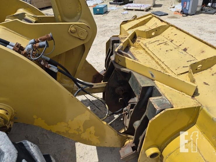 1989-deere-344e-image-10