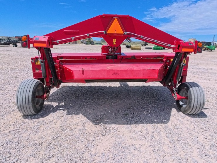 massey-ferguson-1383-image-3