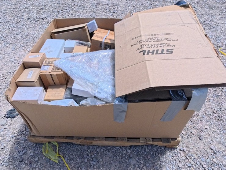 #2021-•-pallet-of-polaris-parts-image-3
