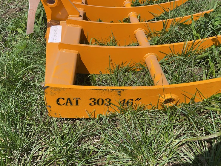 caterpillar-303-image-3