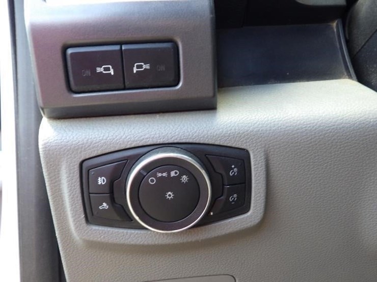 2017-ford-f250-image-24