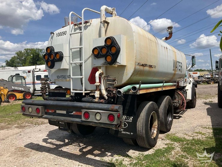 2002-sterling-l7500-image-3