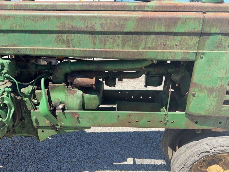 john-deere-b-image-22