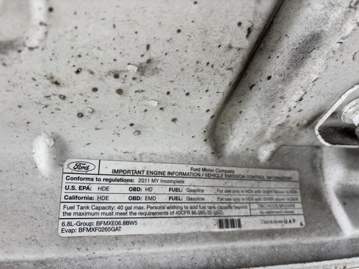 2011-ford-f550-xlt-image-9