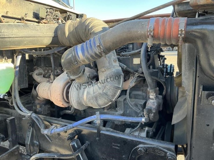 1995-peterbilt-379-image-12