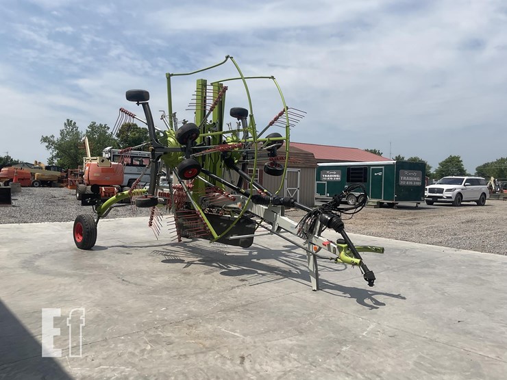 2019-claas-liner-2800-image-6