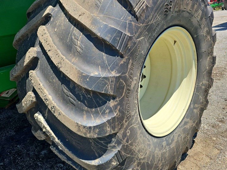 2016-j&m-1112-sd-series-grain-cart,-alliance-1050/50r32-floater-tires,-big-1000pto,-hyd.-adjust-spout,-x-tend-reach,-scales,-roll-tarp,-s/n--2110789-image-9