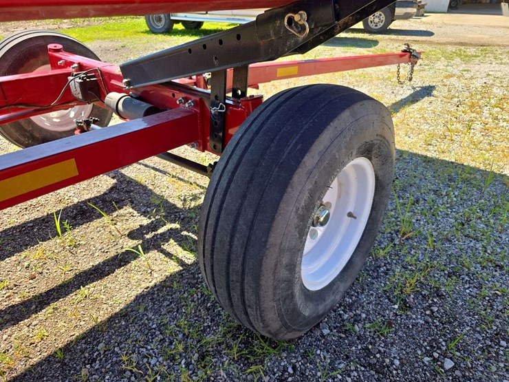unverferth-aws-42-head-cart,-4-wheel-steer,-with-lights,-1-owner-image-21