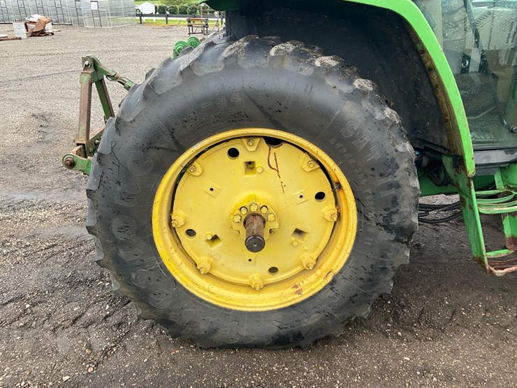 1993-john-deere-6300-image-11