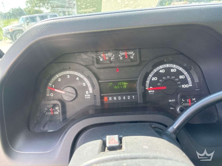 2019-ford-e350-image-16