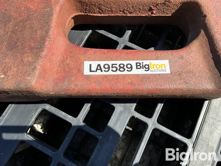 international-harvester-100lb-front-tractor-suitcase-weights-image-9