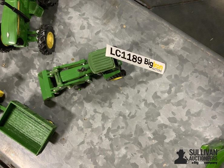 john-deere-toy-tractors-image-10